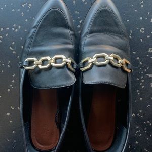 H&M flat loafers with gold chain - size 9